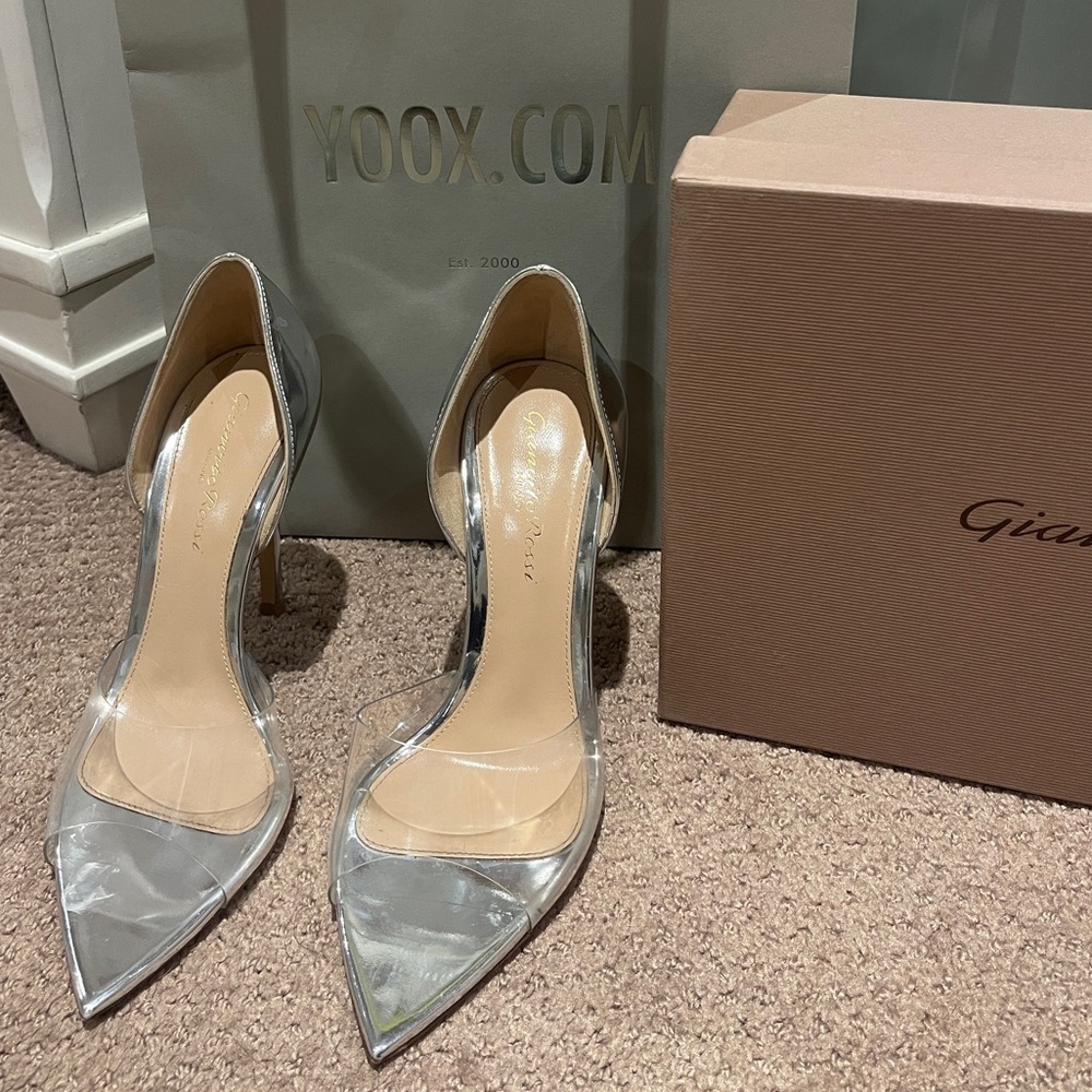 Gianvito Rossi Silver Bree heels 105 Pumps in Metallic Leather & PVC